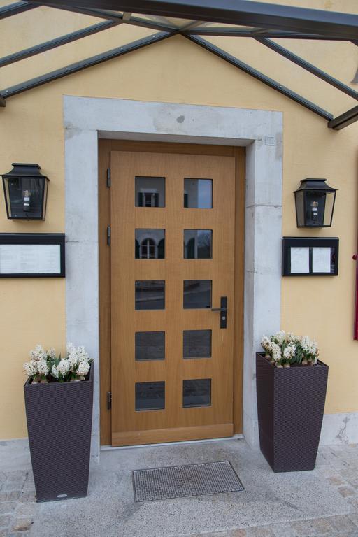 Le Relais De Bogis Hotel